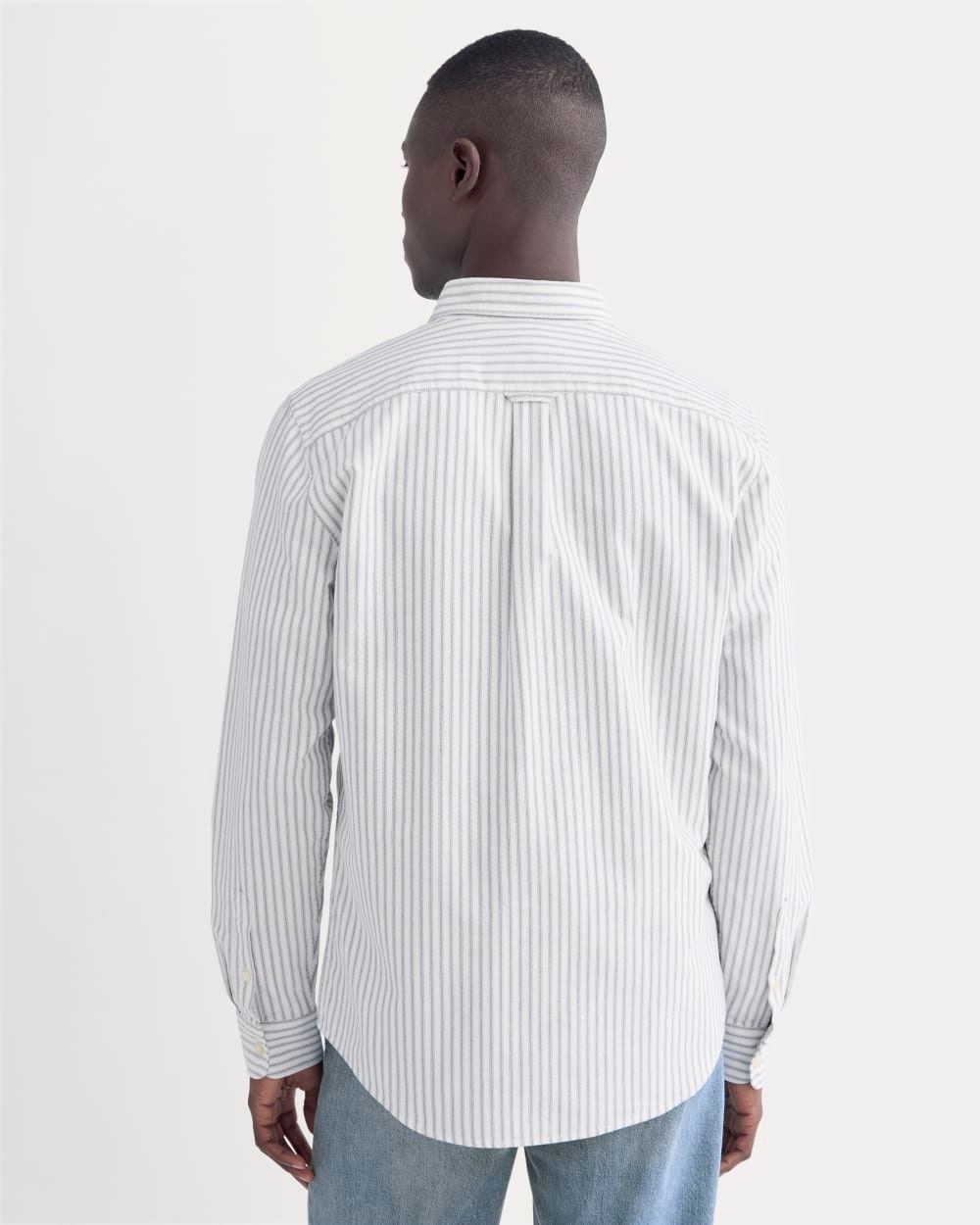 Everlane — The Slim Oxford Shirt — view 5